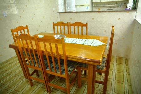 Casa à venda com 150m², 3 quartos e 2 vagasCopa/Cozinha