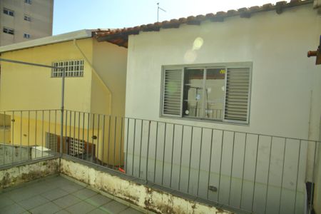 Casa à venda com 150m², 3 quartos e 2 vagasTerraço/Quintal