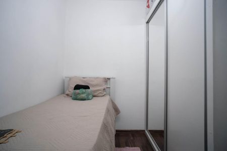 Casa à venda com 100m², 3 quartos e 2 vagasQuarto 2