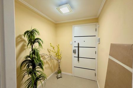 Apartamento à venda com 45m², 1 quarto e sem vagaEntrada