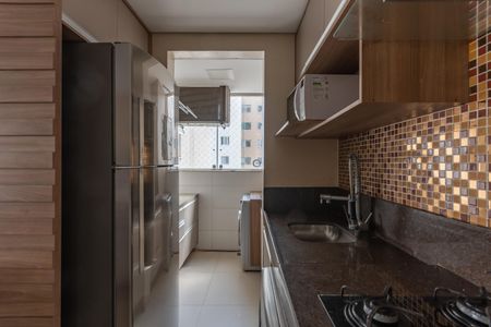 Apartamento à venda com 90m², 2 quartos e 2 vagas Apartamento à venda com 90m², 2 quartos e 2 vagasCozinha