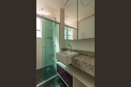 Apartamento à venda com 90m², 2 quartos e 2 vagas Apartamento à venda com 90m², 2 quartos e 2 vagasBanheiro Suíte