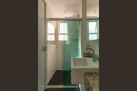 Apartamento à venda com 90m², 2 quartos e 2 vagas Apartamento à venda com 90m², 2 quartos e 2 vagasBanheiro Suíte