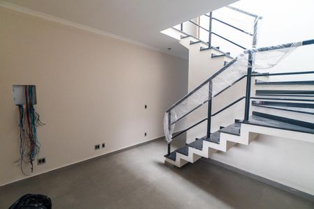 Casa à venda com 98m², 3 quartos e 2 vagas Casa à venda com 98m², 3 quartos e 2 vagasSala