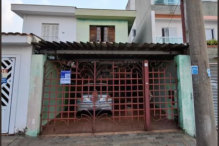Casa à venda com 175m², 3 quartos e 2 vagasFachada