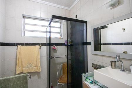 Casa à venda com 175m², 3 quartos e 2 vagasBanheiro