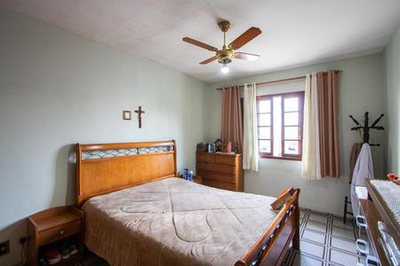 Casa à venda com 175m², 3 quartos e 2 vagasQuarto 1