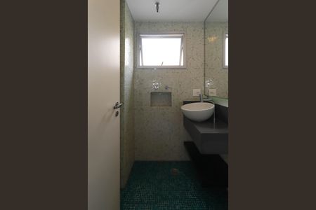 Apartamento à venda com 115m², 2 quartos e 2 vagasBanheiro