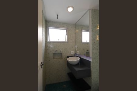 Apartamento à venda com 115m², 2 quartos e 2 vagasBanheiro