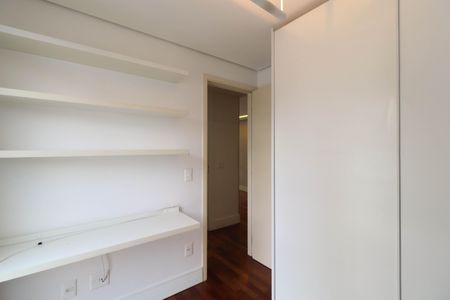 Apartamento à venda com 115m², 2 quartos e 2 vagasQuarto