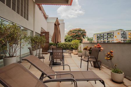 Apartamento à venda com 115m², 2 quartos e 2 vagasTerraço