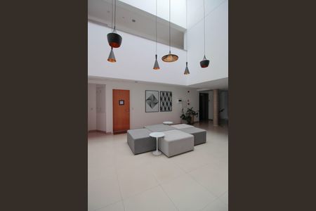 Apartamento à venda com 115m², 2 quartos e 2 vagasHall social