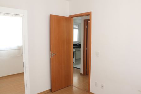 Apartamento para alugar com 42m², 2 quartos e 1 vagaQuarto 2