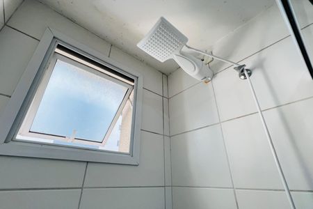 Apartamento à venda com 51m², 2 quartos e 1 vaga Apartamento à venda com 51m², 2 quartos e 1 vagaBanheiro