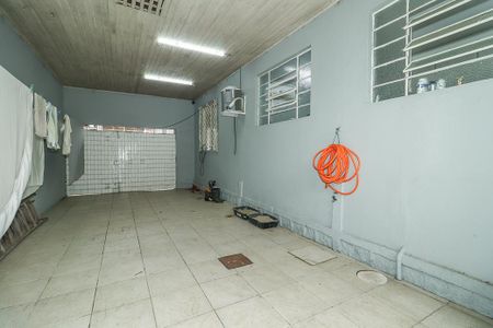 Casa à venda com 217m², 4 quartos e 3 vagasGaragem