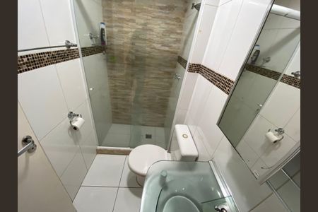 Apartamento à venda com 65m², 2 quartos e 1 vaga Apartamento à venda com 65m², 2 quartos e 1 vagaBanheiro Social