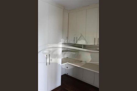 Apartamento à venda com 230m², 4 quartos e 4 vagas