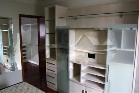 Apartamento à venda com 4 quartos, 230m² em Vila Santo Estefano, São Paulo
