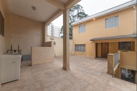 Casa à venda com 280m², 6 quartos e 2 vagasCasa 2 - Quintal Frente