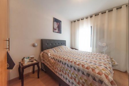 Casa à venda com 280m², 6 quartos e 2 vagasQuarto 2