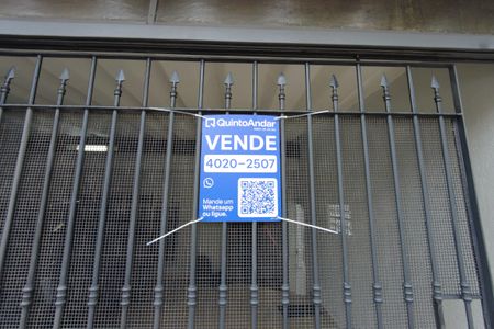 Casa à venda com 280m², 6 quartos e 2 vagasPlaquinha