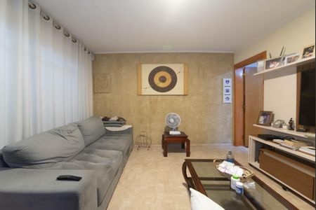 Casa à venda com 280m², 6 quartos e 2 vagasSala