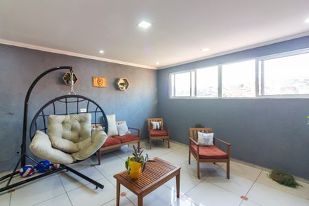 Sala de Estar de casa à venda com 4 quartos, 220m² em Veloso, Osasco