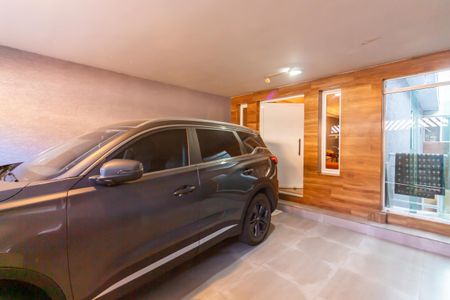 Casa à venda com 220m², 4 quartos e 2 vagasGaragem