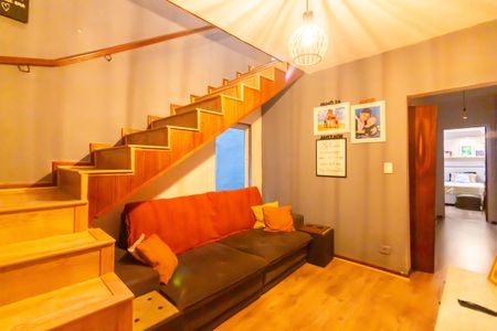 Casa à venda com 220m², 4 quartos e 2 vagasSala 2