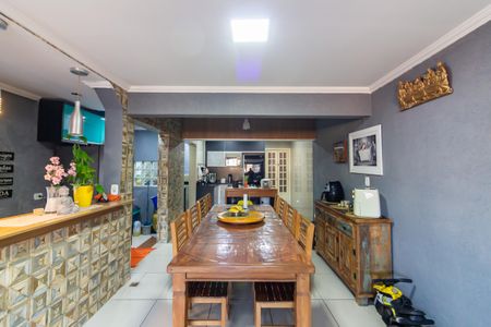 Casa à venda com 220m², 4 quartos e 2 vagasSala de Jantar