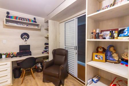 Casa à venda com 220m², 4 quartos e 2 vagasQuarto 1