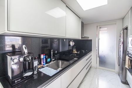 Apartamento à venda com 107m², 3 quartos e 2 vagasCozinha