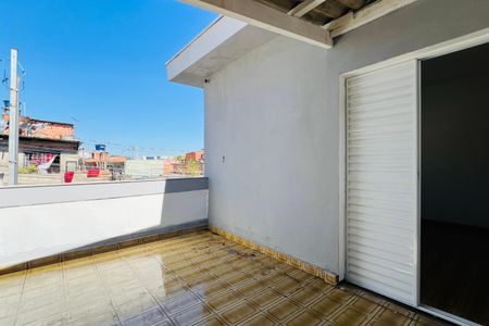 Casa à venda com 170m², 3 quartos e 2 vagasÁrea de Serviço
