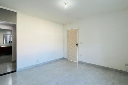 Casa à venda com 170m², 3 quartos e 2 vagasSala