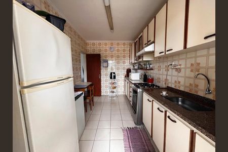 Apartamento à venda com 62m², 2 quartos e 1 vagaCozinha