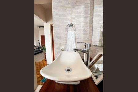 Apartamento à venda com 62m², 2 quartos e 1 vagaBanheiro