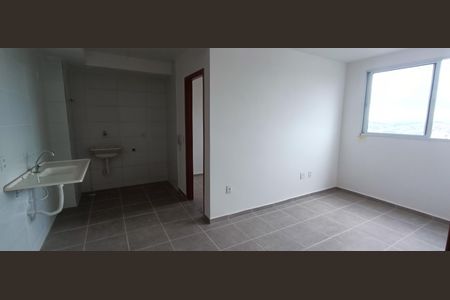 Apartamento para alugar com 39m², 2 quartos e sem vaga Apartamento para alugar com 39m², 2 quartos e sem vagaSala/Cozinha
