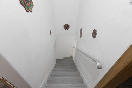 Escada de casa à venda com 3 quartos, 74m² em Vila Constança, São Paulo