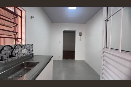 Casa para alugar com 70m², 2 quartos e sem vaga Casa para alugar com 70m², 2 quartos e sem vagaCozinha