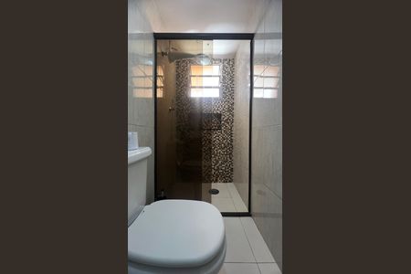 Casa para alugar com 70m², 2 quartos e sem vaga Casa para alugar com 70m², 2 quartos e sem vagaBanheiro