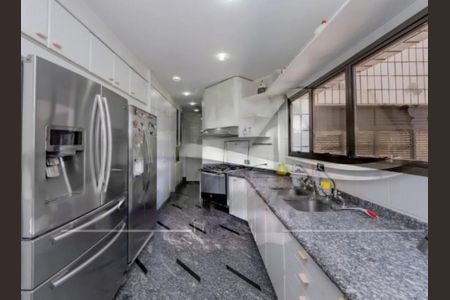 Apartamento à venda com 472m², 3 quartos e 7 vagas