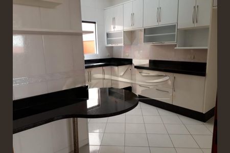 Casa à venda com 3 quartos, 203m² em Cursino, São Paulo