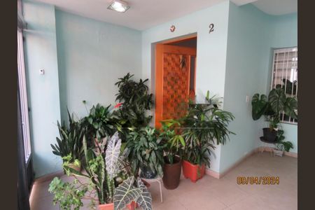 Casa à venda com 120m², 2 quartos e 1 vaga