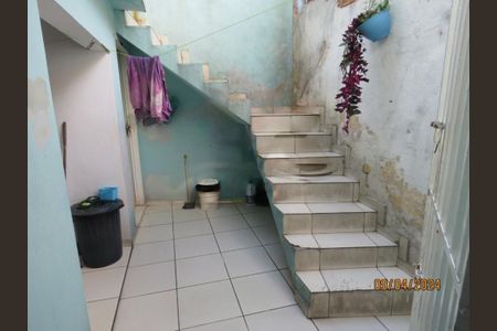 Casa à venda com 120m², 2 quartos e 1 vaga