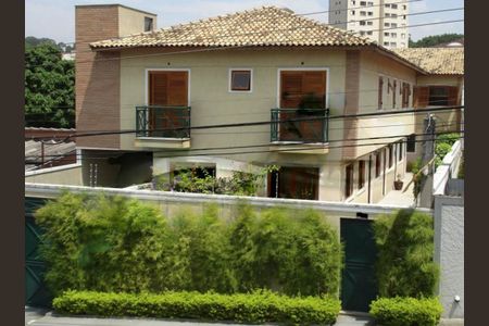 Casa à venda com 3 quartos, 127m² em Vila Brasilio Machado, São Paulo