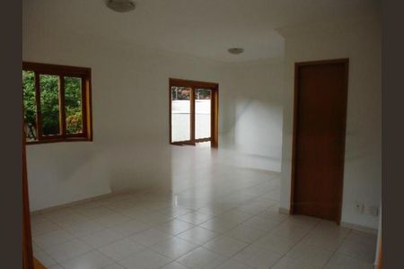 Casa à venda com 3 quartos, 127m² em Vila Brasilio Machado, São Paulo
