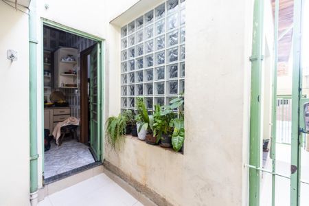 Casa à venda com 114m², 3 quartos e 1 vaga Casa à venda com 114m², 3 quartos e 1 vagaCorredor