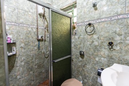 Casa à venda com 114m², 3 quartos e 1 vaga Casa à venda com 114m², 3 quartos e 1 vagaBanheiro 2