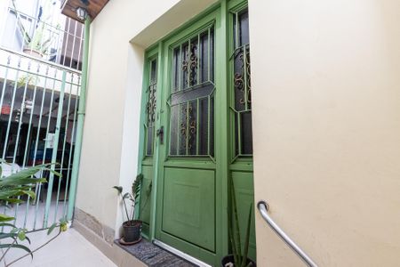 Casa à venda com 114m², 3 quartos e 1 vaga Casa à venda com 114m², 3 quartos e 1 vagaCorredor