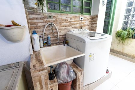 Casa à venda com 114m², 3 quartos e 1 vaga Casa à venda com 114m², 3 quartos e 1 vagaÁrea de Serviço